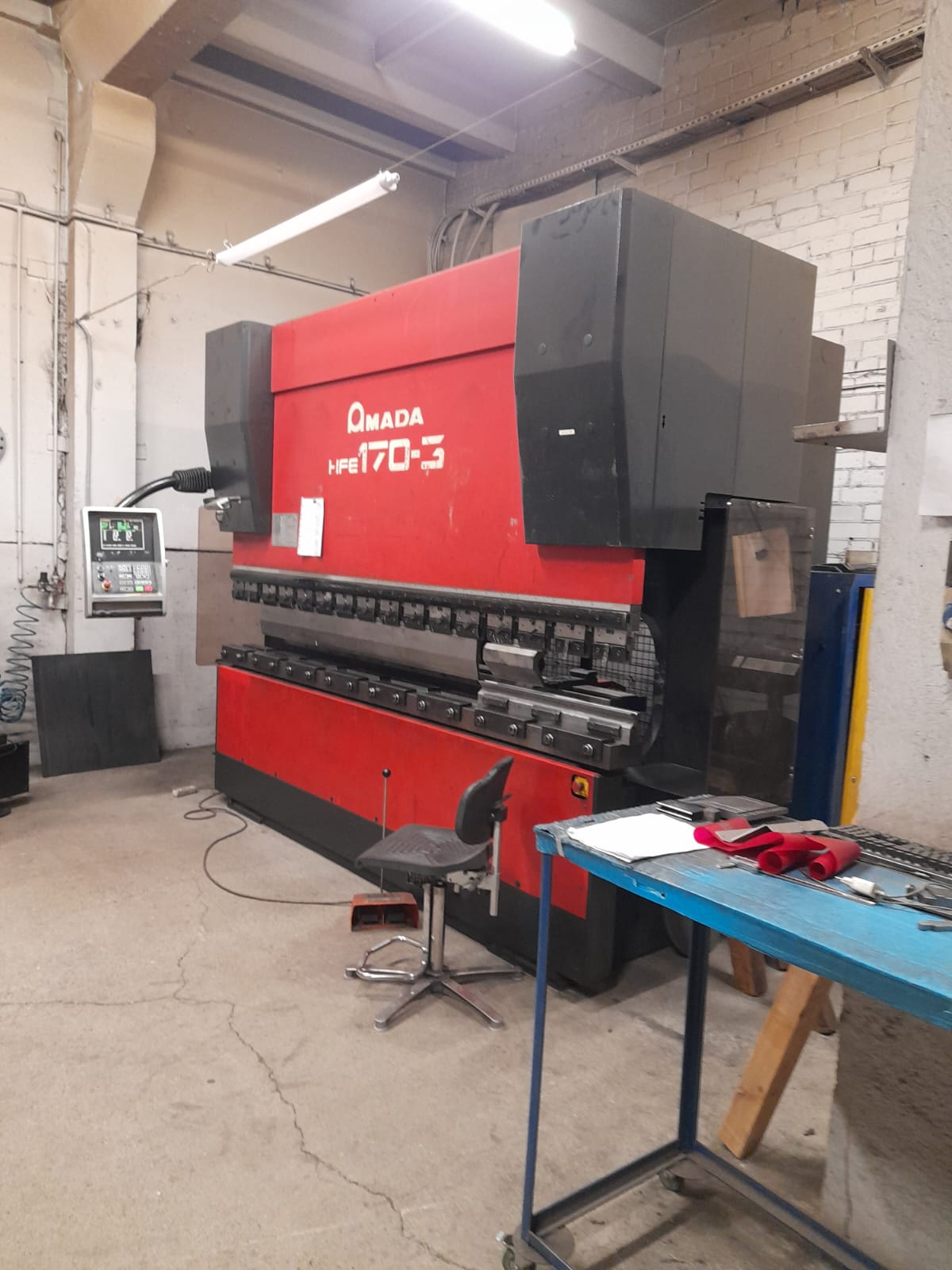 2601131_Amada HFE-3_03