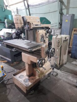 Universal milling machine TOS FN 25